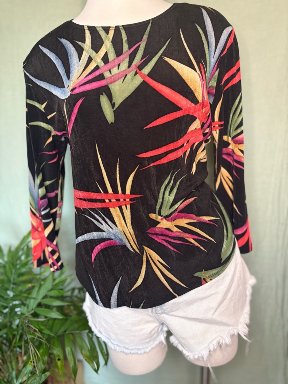 Black Long Sleeve Tropical Print Top - Multicolor